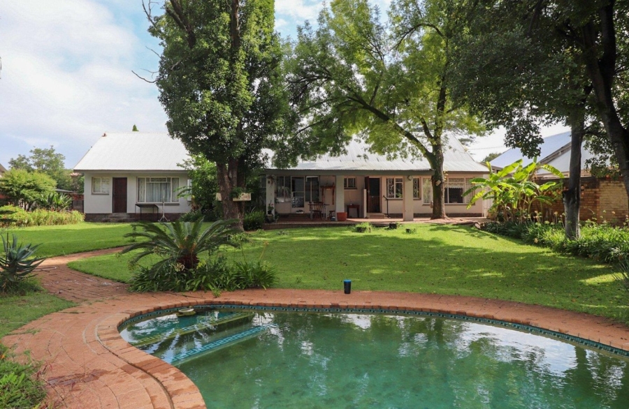 3 Bedroom Property for Sale in Wilkoppies North West